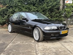 BMW 3-serie - 330i Executive Aut I Perfect Onderhouden I Youngtimer I Clima