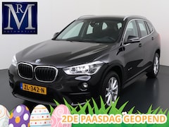 BMW X1 - sDrive18i Executive VAN € 21.900, - VOOR € 19.440, - UW LENTEVOORDEEL: € 2.460, - | LED| E