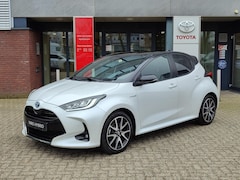 Toyota Yaris - 1.5 HYBRID EXECUTIVE STOELVERW HEAD-UP JBL-AUDIO BLIND SPOT LED KEYLESS PARK-SENSOREN 17''