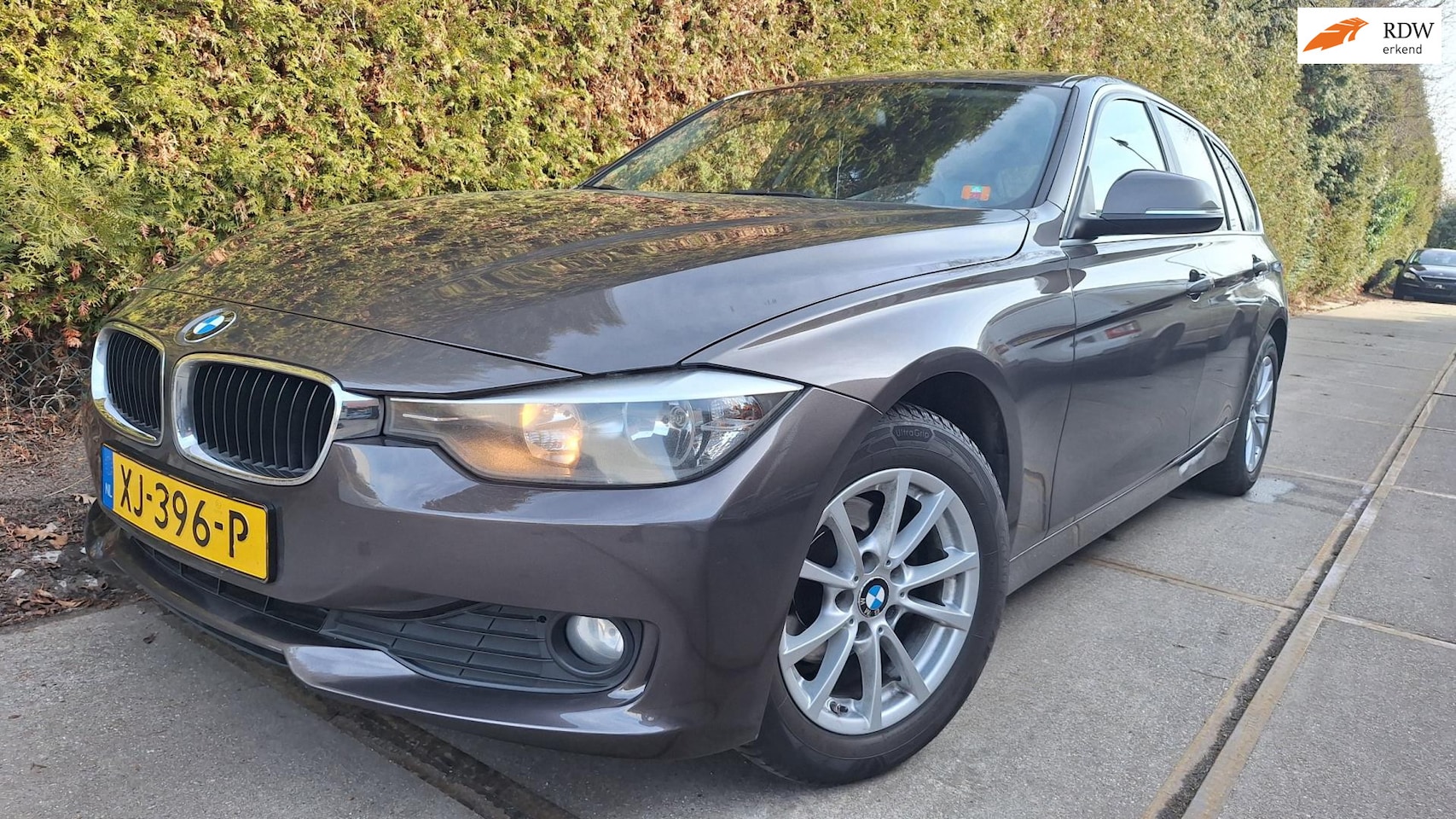 BMW 3-serie Touring - 316d Executive 316d Executive - AutoWereld.nl