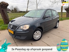 Volkswagen Polo - 1.2-12V Optive AIRCO/CV/5D/NWAPK/RIJKLAAR