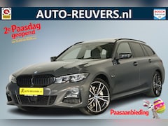 BMW 3-serie Touring - 330e xDrive M-Sport / Panorama / ACC / Cam / Carbon / CarPlay