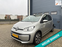 Volkswagen Up! - Active 1.0 Bluemotion Lane assist | Climate