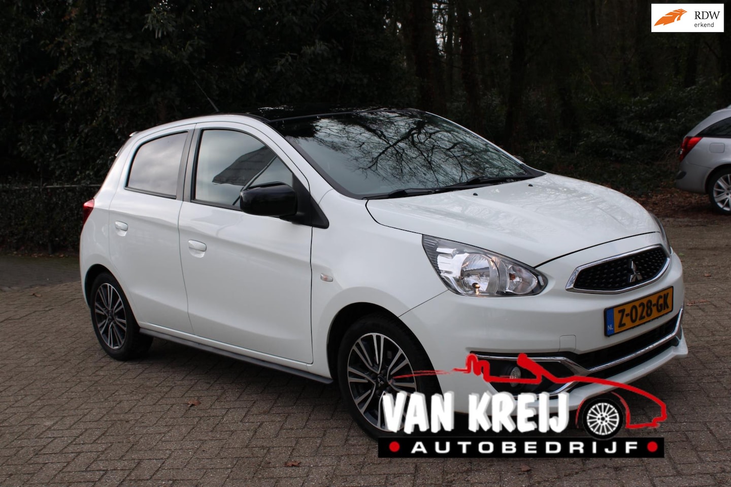 Mitsubishi Space Star - 1.2, Automaat, Airco, Navi, Carplay,66923km - AutoWereld.nl