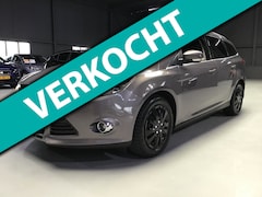 Ford Focus Wagon - 1.0 EcoBoost Titanium I New Distributie + Apk + Kln Brt I Clima I Cruise I Navi I Voorruit
