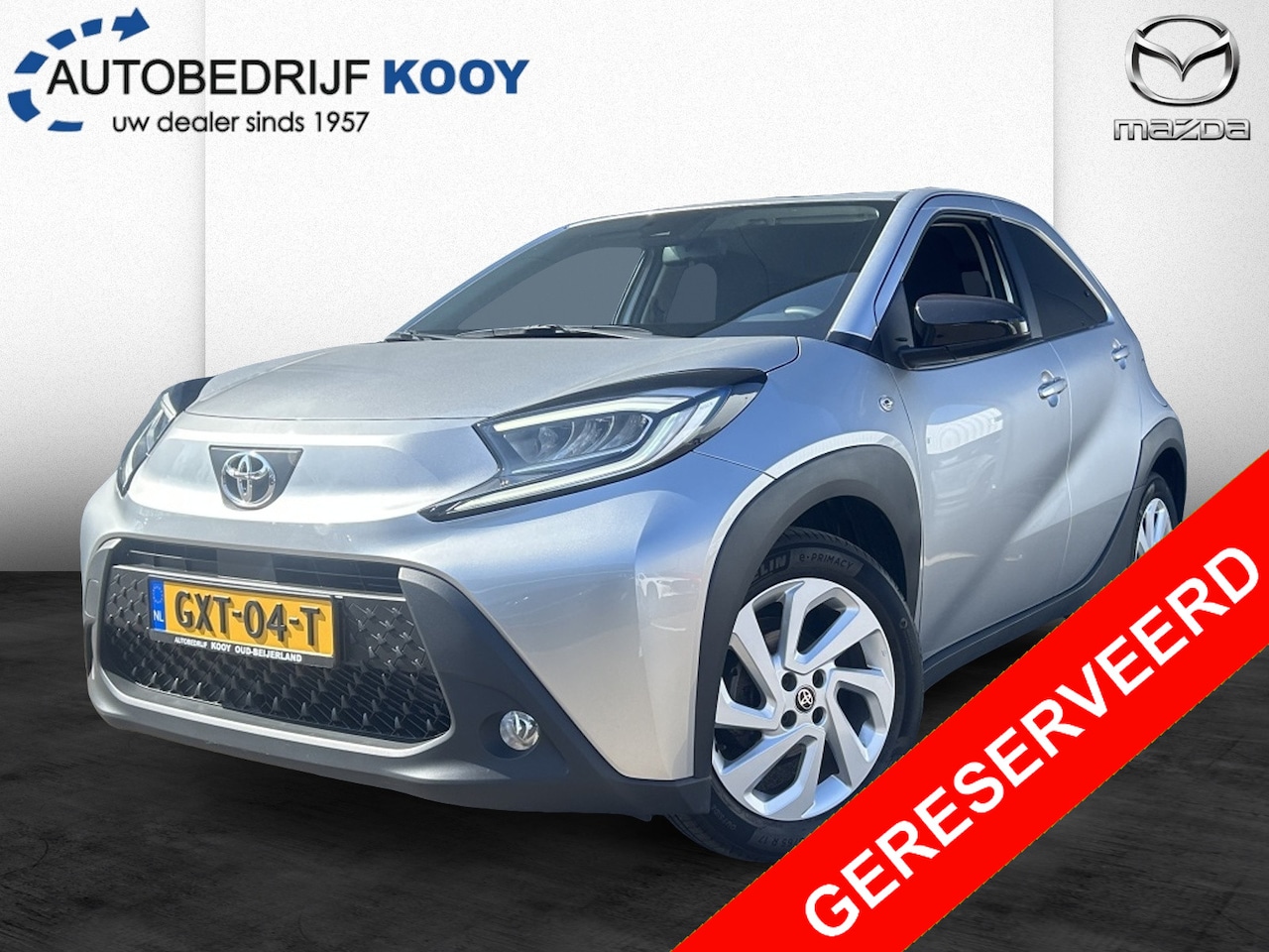 Toyota Aygo X - 1.0 VVT-i First / Licht metalen velgen / Camera / CarPlay - AutoWereld.nl