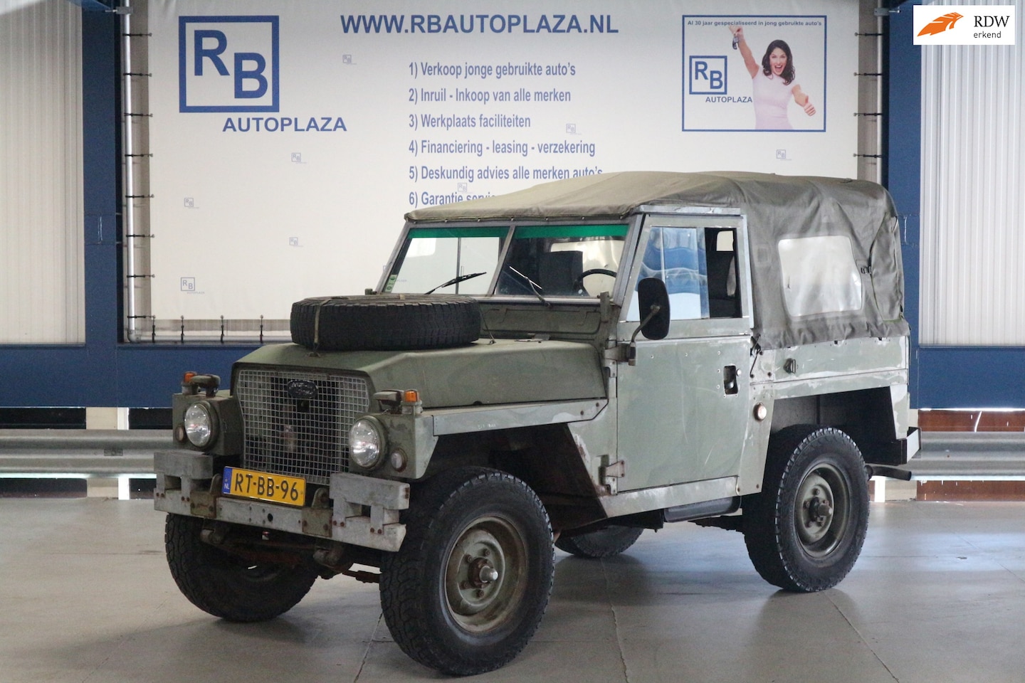 Land Rover Defender - 2.3 88" / Juni 1977 / Weg Bel vrij / APK VRIJ / OLDTIMER / EUR ZONE VRIJ ! ! ! - AutoWereld.nl