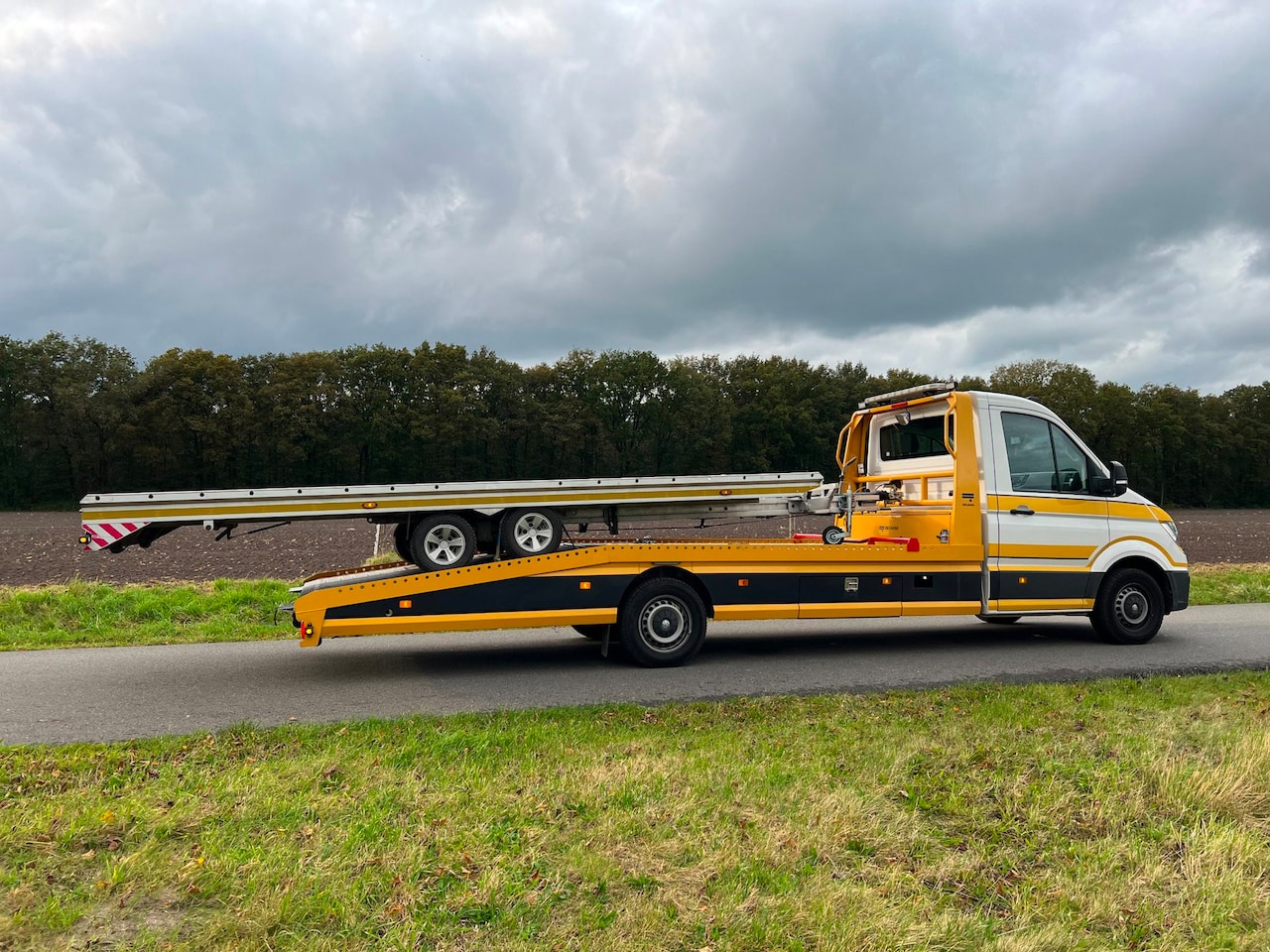 Volkswagen Crafter - 35 2.0 TDI L4 EL Highline autotransporter eventueel met aanhanger - AutoWereld.nl