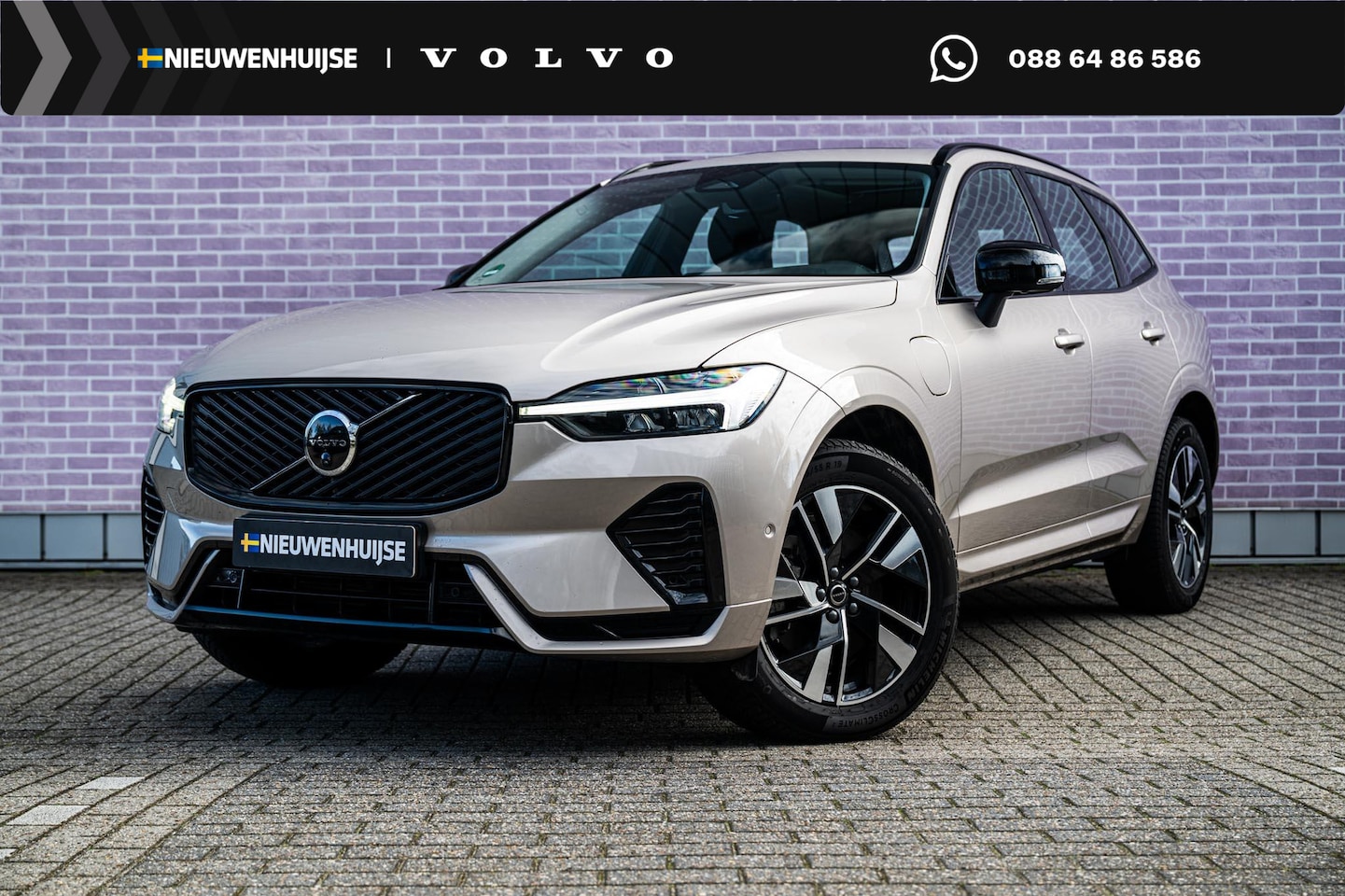 Volvo XC60 - 2.0 T6 Plug-in hybrid AWD Plus Dark | Facelift | Head-Up | Panoramadak | Trekhaak | 360 Ca - AutoWereld.nl