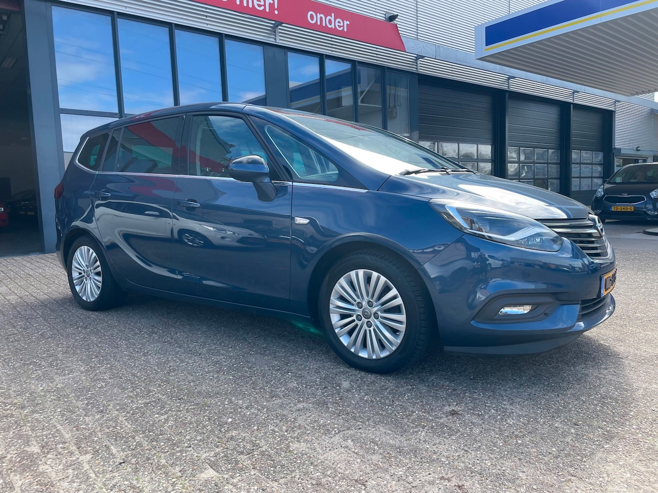 Opel Zafira - 1.4 Turbo Business Executive 7p. 1.4 Turbo Business Executive 7p. Leer pano - AutoWereld.nl
