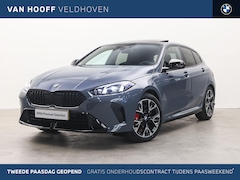 BMW 1-serie - 120 M Sport Automaat / Panoramadak / Sportstoelen / M Adaptief onderstel / Comfort Access