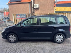 Volkswagen Touran - 1.9 TDI Optive 7 Persoons