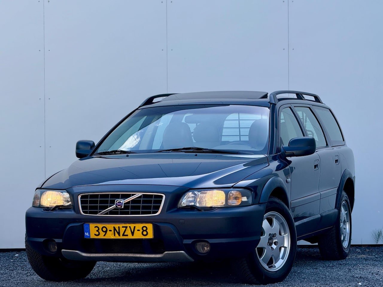 Volvo V70 Cross Country - 2.4 T Ocean Race | 2001 | Automaat | Youngtimer | - AutoWereld.nl