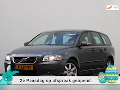 Volvo V50 - 2.4 Momentum | 2009 | Automaat | Youngtimer |