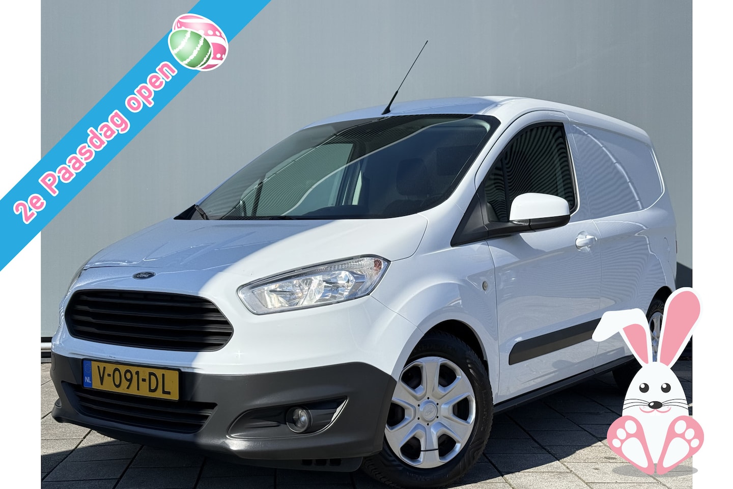 Ford Transit Courier - BWJ 2017 | 1.5 TDCI 75PK Trend | AIRCO | TREKHAAK | NAVI | CRUISE | PDC | - AutoWereld.nl
