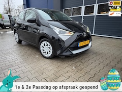 Toyota Aygo - 1.0 VVT-i x-play CAMERA CARPLAY