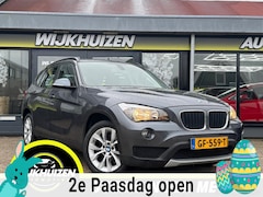 BMW X1 - SDrive18i Executive Automaat met Climate Leder Carplay Unieke km stand