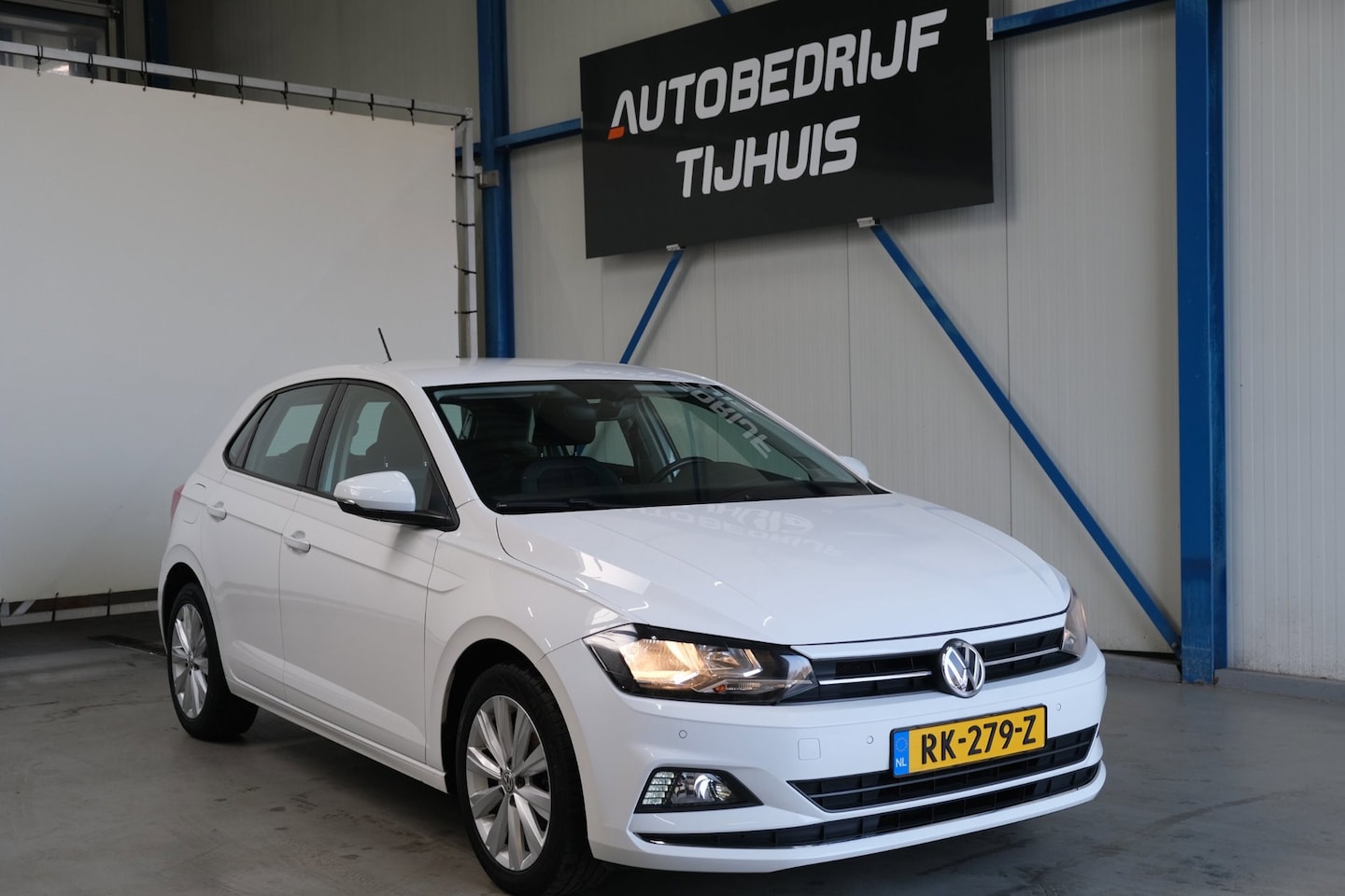 Volkswagen Polo - 1.0 TSI Highline - N.A.P. Airco, Cruise, Navi, PDC, Carplay. - AutoWereld.nl