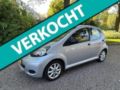 Toyota Aygo - 1.0-12V Access 2009 5-deurs Stuurbekrachtiging Zuinig