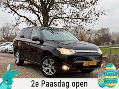 Mitsubishi Outlander - 2.0 PHEV Instyle | Schuif/kantel dak + Leder + Cruise + Clima nu € 12.975,