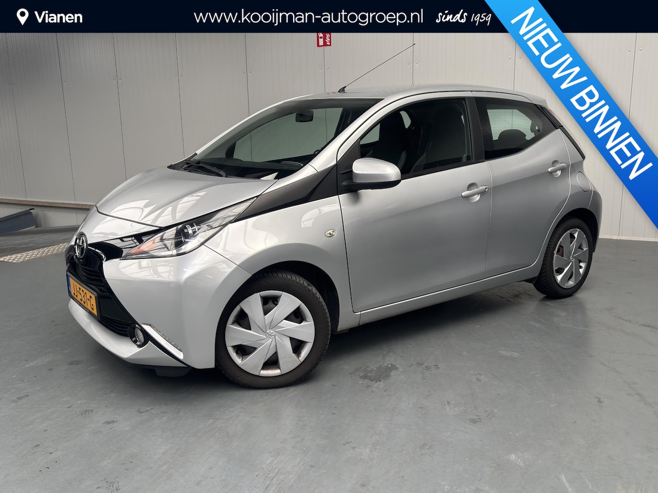 Toyota Aygo - 1.0 VVT-i x-play 1.0 VVT-i x-play - AutoWereld.nl