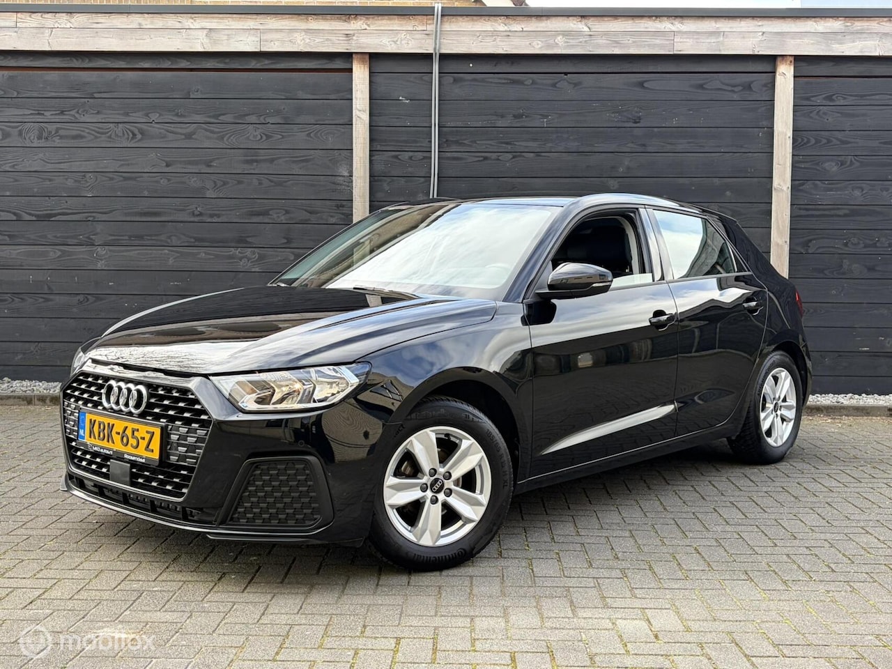 Audi A1 Sportback - 25 TFSI Attitude FM nav / Carplay / LM / Clima / 53.311 km!! - AutoWereld.nl
