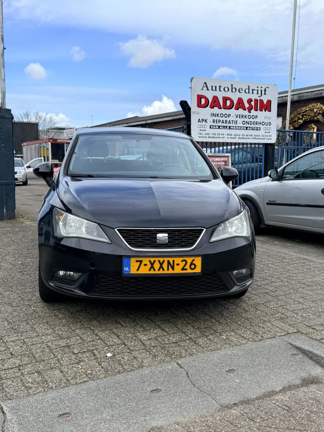SEAT IBIZA