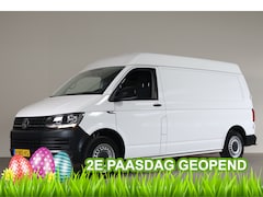 Volkswagen Transporter - 2.0 TDI L2H2 Comfortline NL-Auto Nav I Apple Car-Play I PDC -- 2e PAASDAG OPEN 11.00 t/m 1
