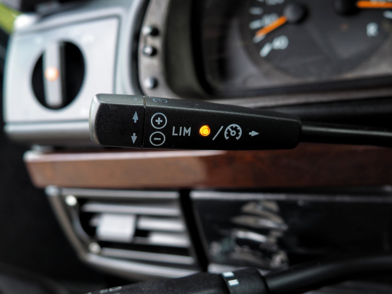 Mercedes-Benz G-klasse - G 320 St. Wagon YOUNTIMER/ BTW AIRCO CRUISE TREKH.