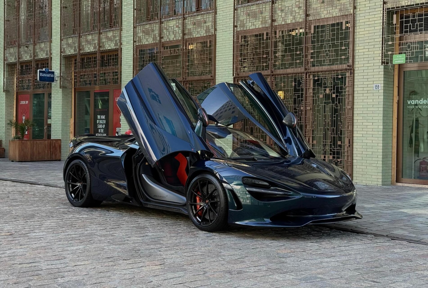McLaren 750S - Coupé 6000km 1 owner - AutoWereld.nl