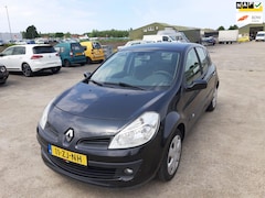 Renault Clio - 1.2 TCE Dynamique S