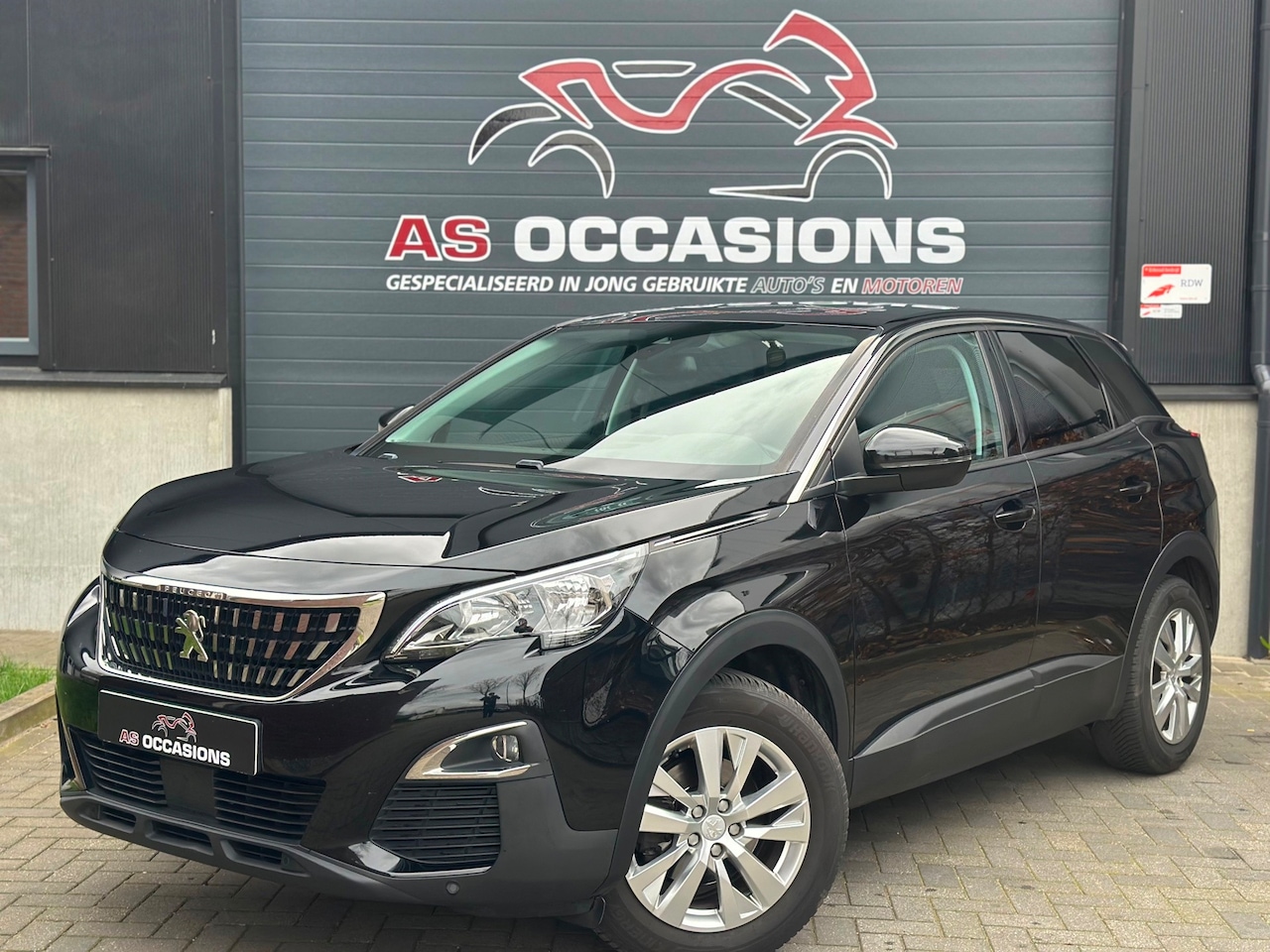 Peugeot 3008 - 1.2 PureTech CarPlay - 360 CAM- Assistent - AutoWereld.nl