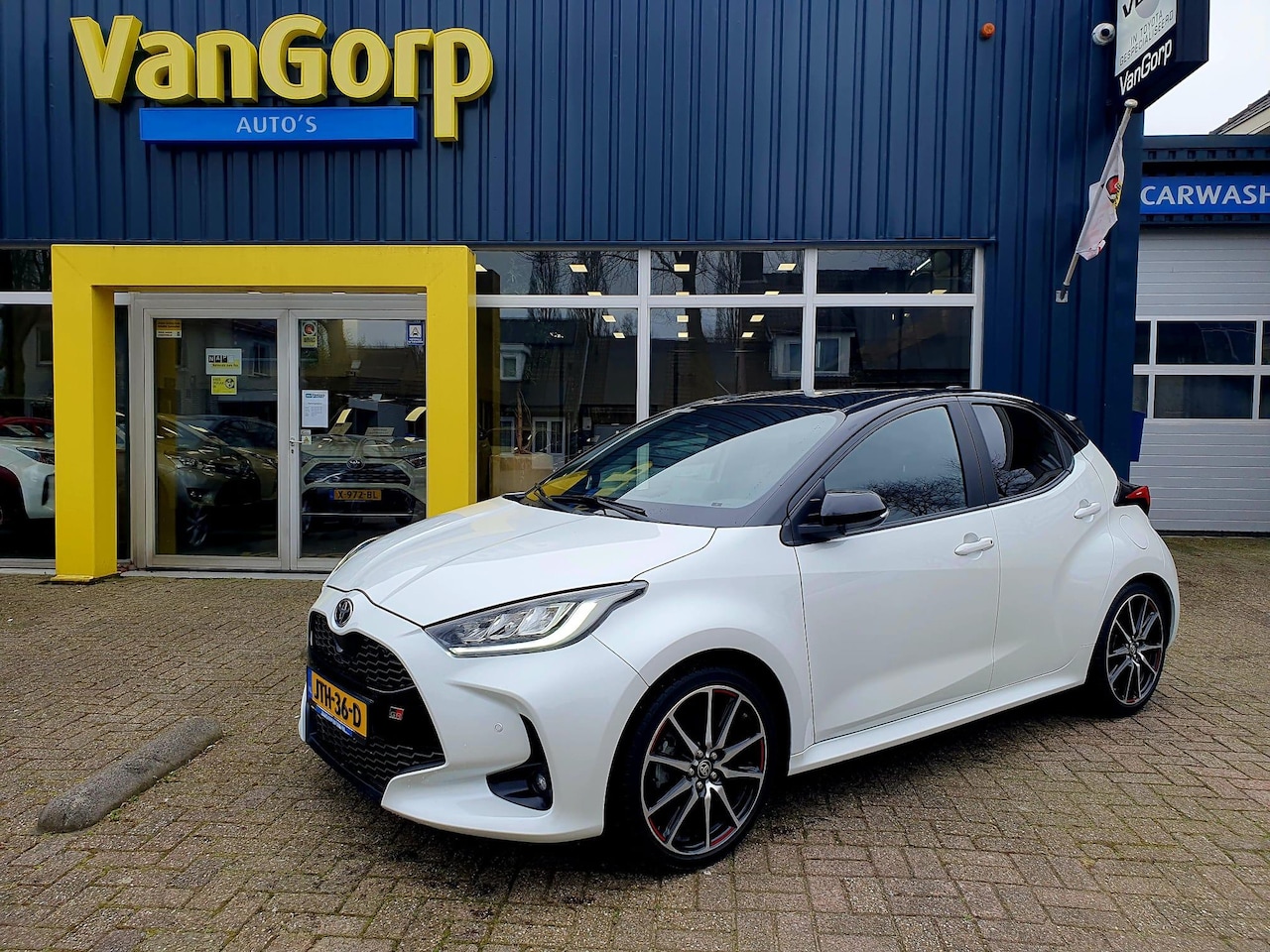 Toyota Yaris - 1.5 Hybrid GR Sport All-in prijs! - AutoWereld.nl