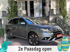 Mitsubishi Outlander - PHEV Instyle Autom Navi Camera 360C Xenon Leder Stoelverw Climate Cruise Ctr Full Options
