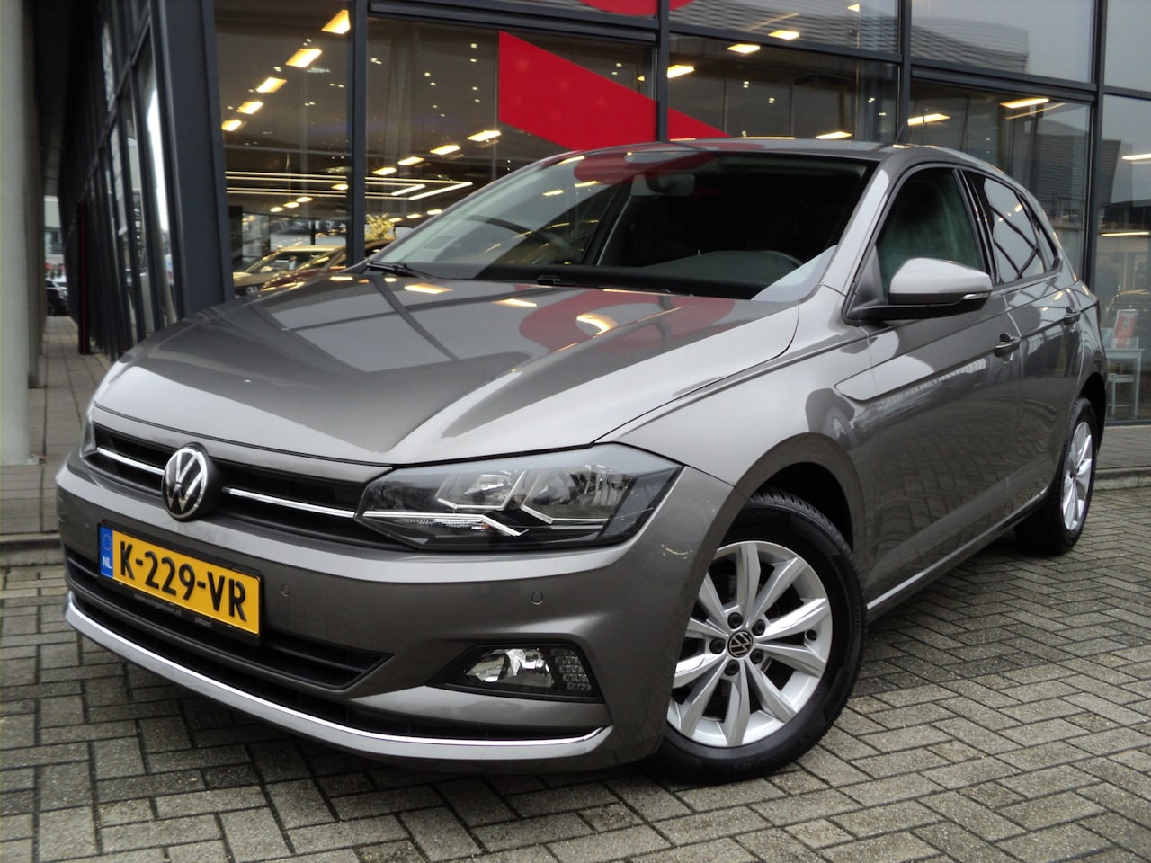 Volkswagen Polo - 1.0 TSI Highline Business R Edition - AutoWereld.nl