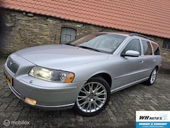 Volvo V70 - 2.4 Summum 7 persoons Mooie auto