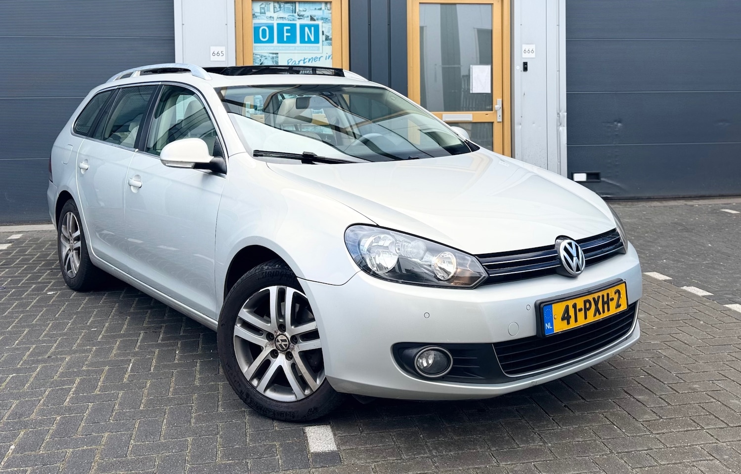 Volkswagen Golf Variant - 1.4 TSI Highline 1.4 TSI Highline - AutoWereld.nl