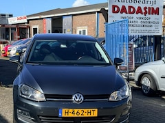 Volkswagen Golf - 1.2 TSI Business Edition R Connected