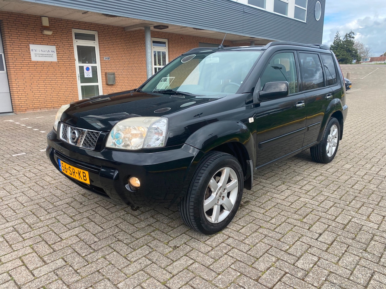 Nissan X-Trail - 2.5 Columbia Style 2.5 Columbia Style - AutoWereld.nl