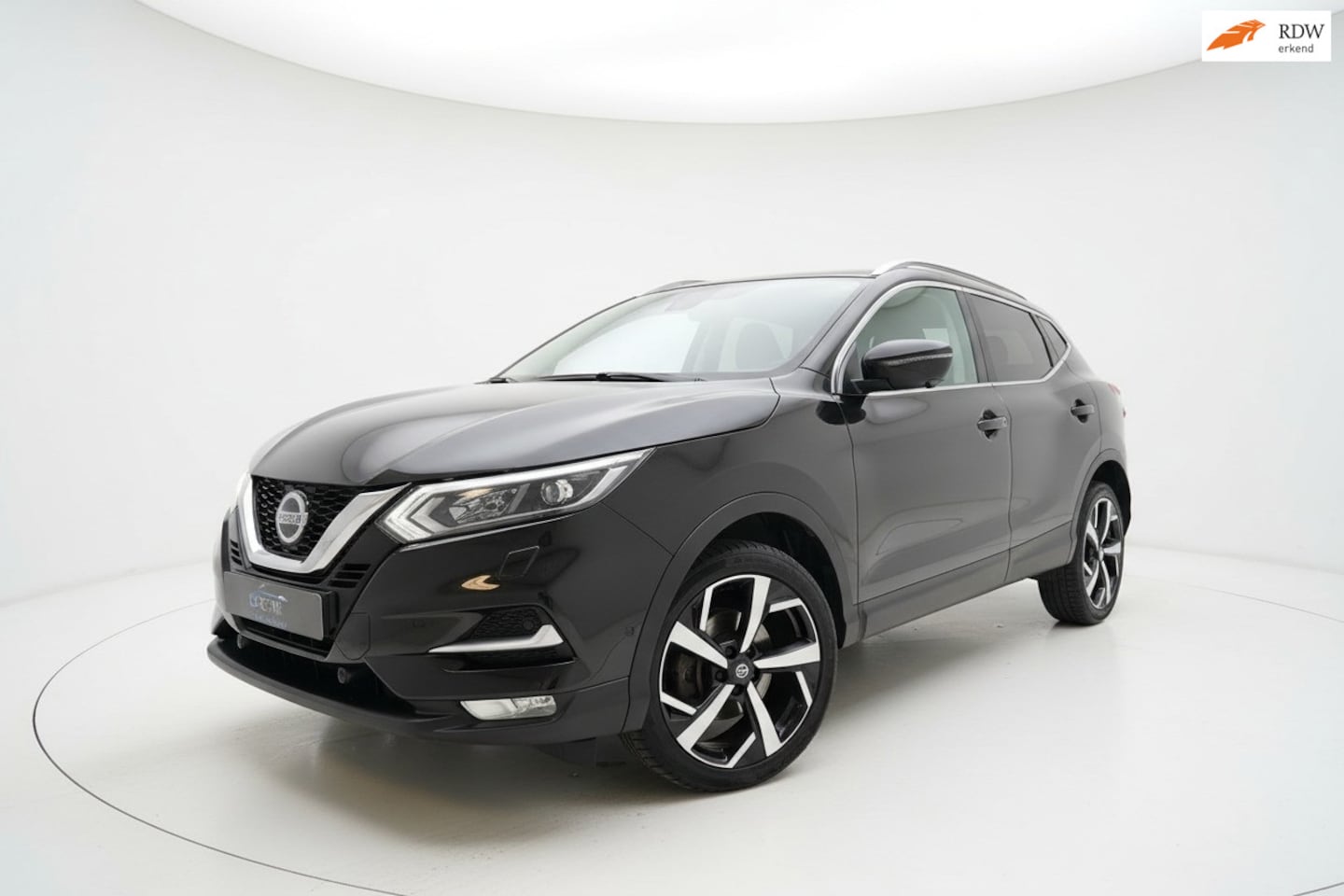 Nissan Qashqai - 1.3 DIG-T Tekna + PANORAMADAK 360 CAMERA - AutoWereld.nl