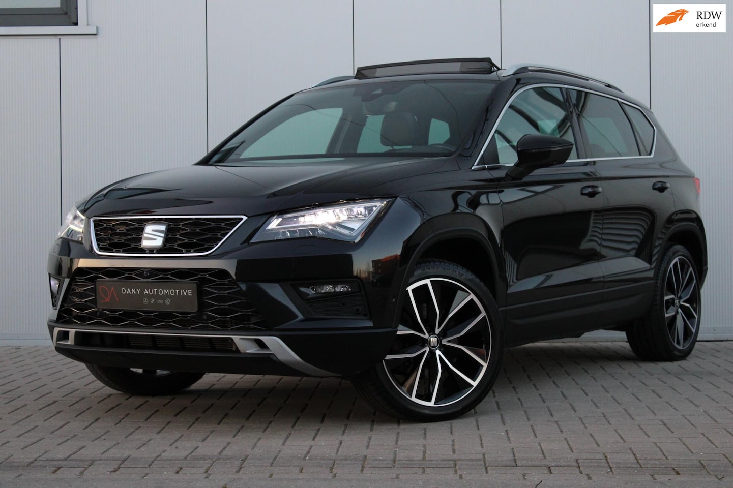 SEAT Ateca - 2.0 TSI 4DRIVE Excellence PANO I ACC I VIRTUAL I LED I EL. TRKH. I 360 I LEDER I - AutoWereld.nl