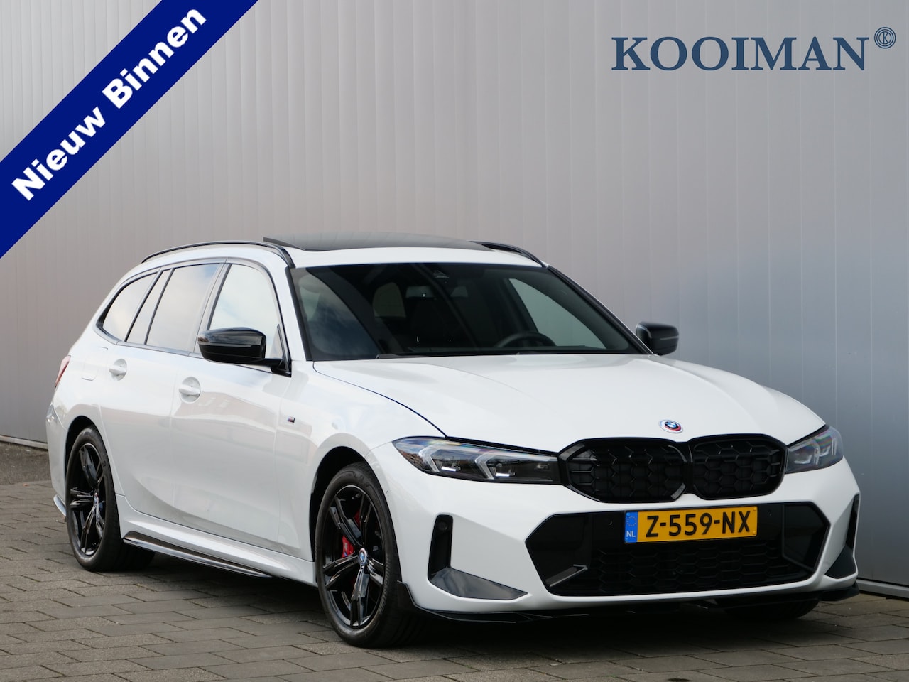 BMW 3-serie Touring - 320e M-sport 204 Pk Automaat Navi / DAB / Leer / Keyless / Pano-dak / Harman Kardon - AutoWereld.nl