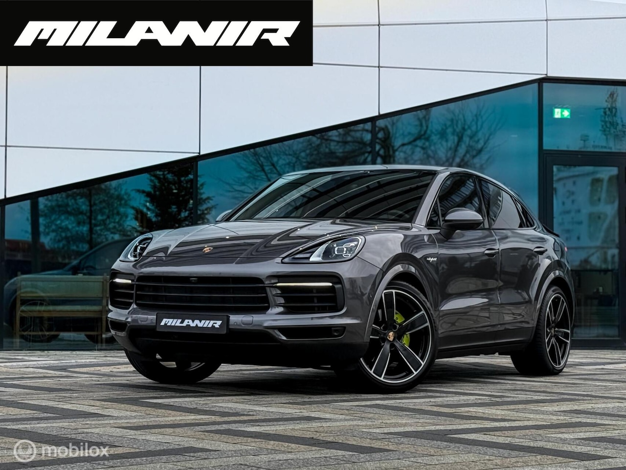 Porsche Cayenne Coupé - 3.0 E-Hybrid Pano|Sport chrono|Luchtvering - AutoWereld.nl