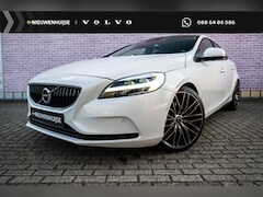 Volvo V40 - 1.5 T3 Dynamic Edition | Panoramadak | Stoelverwarming | DAB+ | Keyless Entry | Parkeer Ca