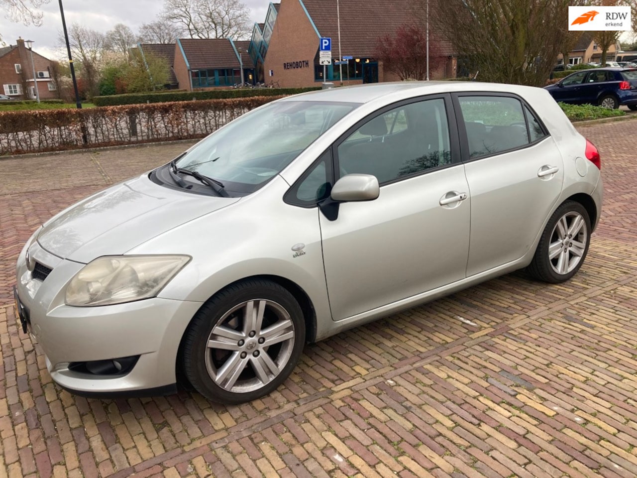 Toyota Auris - 2.2 D-4D Luna Business | 177 PK | 229.114 Km + NAP | Dealeronderhouden | Navigatie | Trekh - AutoWereld.nl