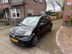 Toyota Aygo - 1.0-12V