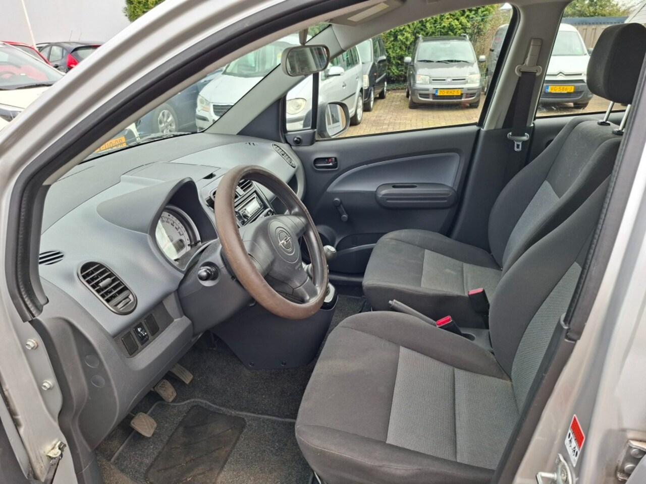 Opel Agila - 1.0 Essentia RADIO-CD/ABS/NIEUWE APK/LAGE KM STAND !!!