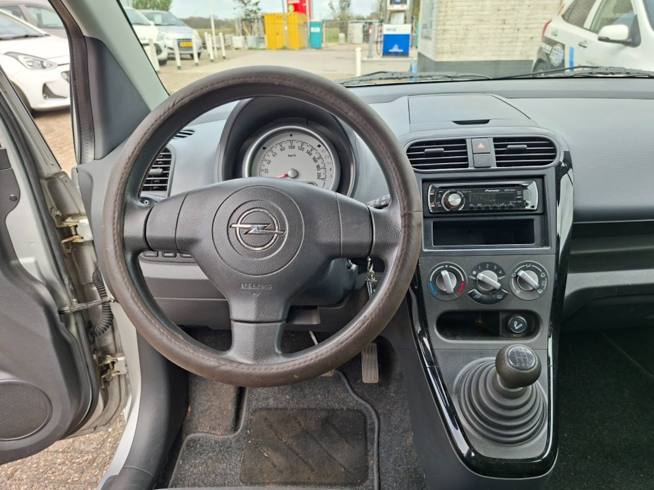 Opel Agila - 1.0 Essentia RADIO-CD/ABS/NIEUWE APK/LAGE KM STAND !!!
