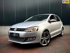 Volkswagen Polo - 1.2 TSI Highline * DSG * Cruise * Navi * Carplay * Climate * Goed Onderhouden