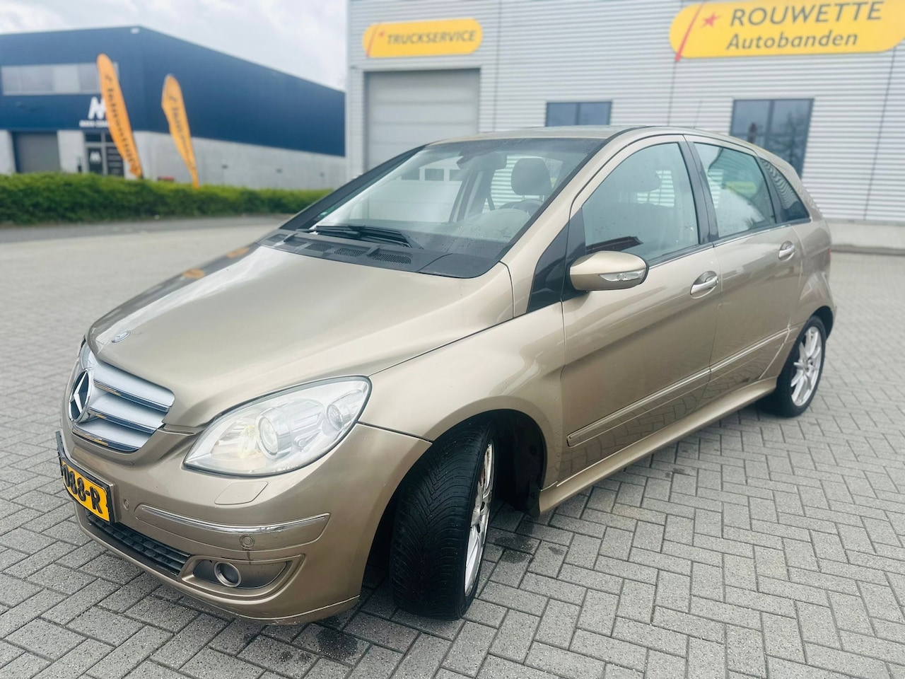 Mercedes-Benz B-klasse - 200 AUTOMAAT - AutoWereld.nl